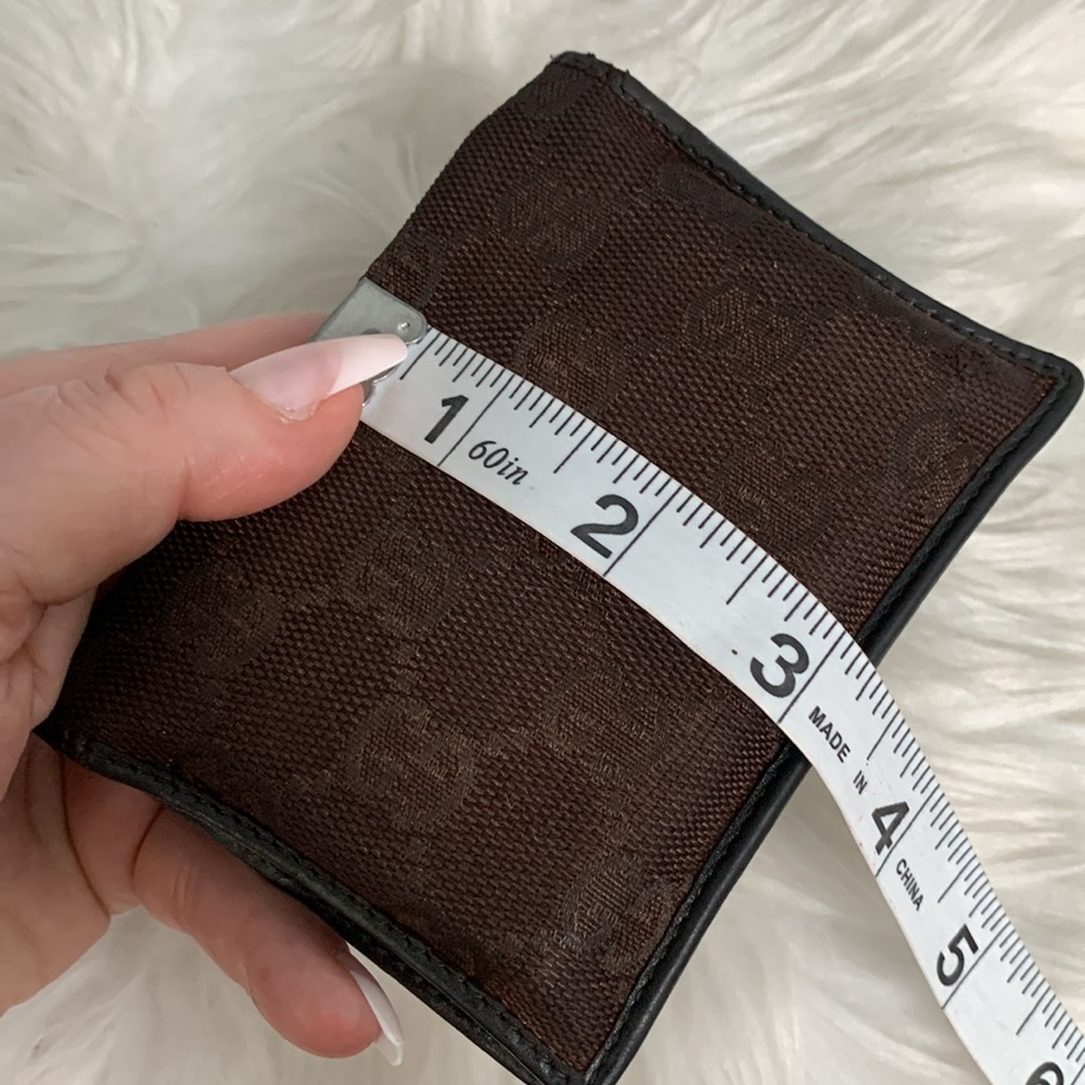 Authentic Gucci small lightweight flexible card holder - Picture 13 of 17